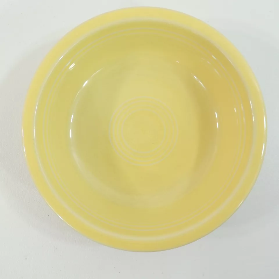 Суп/зерновая чаша FIESTA от Homer Laughlin бледно-желтая купе 6 7/8 дюйма x 1 7/8 дюйма - Изображение 2 из 4