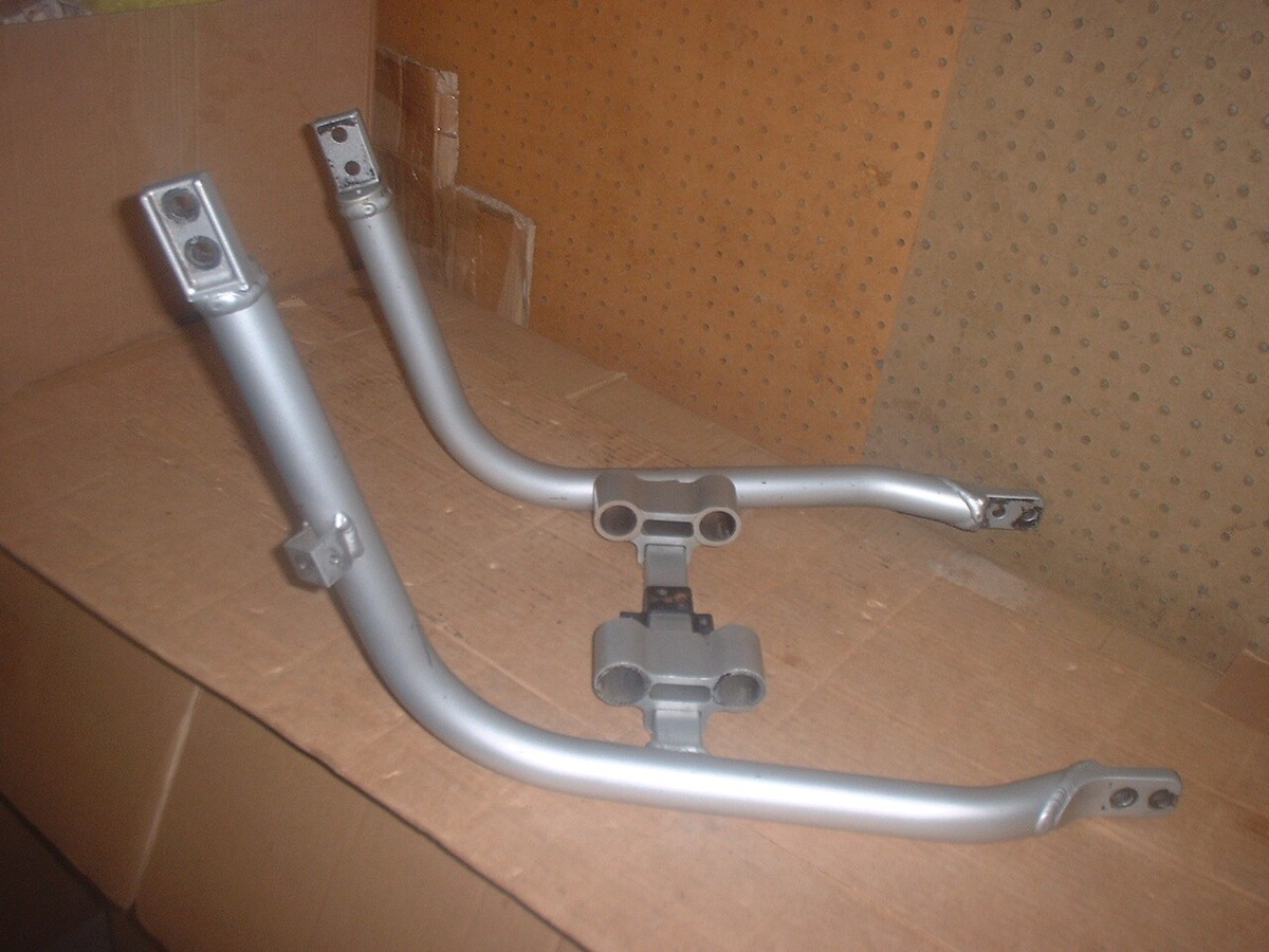 Kawasaki ZX10 1988 - 1990 Sub Frame Lower Pipe | eBay