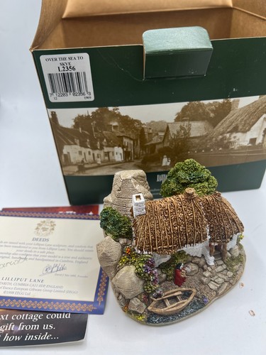 Lilliput Lane Over The Sea To Skye L2356 - Caja y escrituras - En muy buena condición
