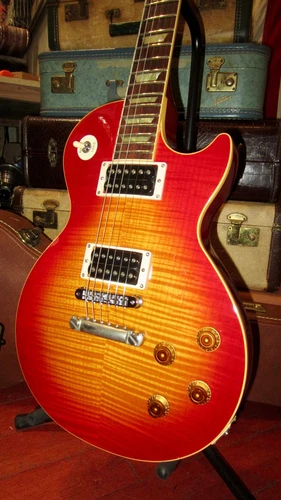 1996 Gibson Les Paul Classic Premium Plus Cherry Red Sunburst Flame Top