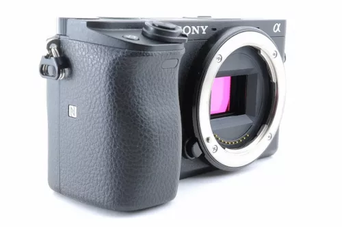 Sony Alpha A6300 24.2MP Mirrorless Camera Body Only - Picture 3 of 8