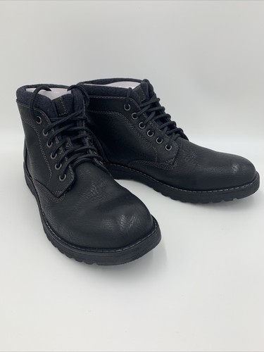 New -Eastland Men's Finn Chukka Boot - Black Size 8.5 - Damaged Box - Picture 3 of 7