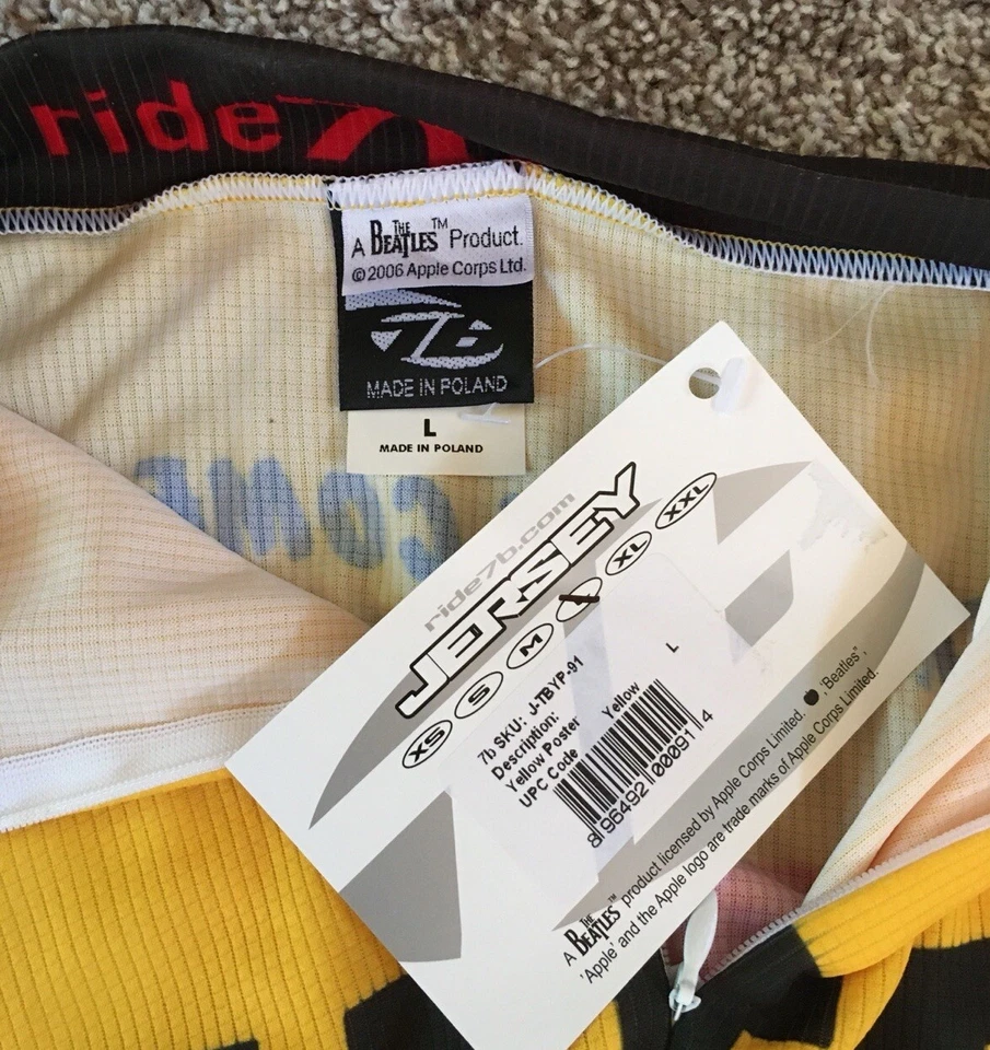 Camiseta deportiva de ciclismo de los Beatles Foto 3 de 3