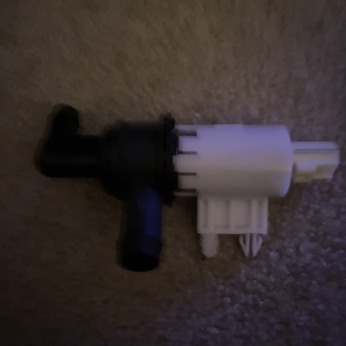 Genuine OEM Ford Vapor Canister Purge Solenoid 6L2Z-9F945-AA | eBay