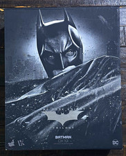 Hot Toys Batman DX19 1/6 The Dark Knight Trilogy Figure w/ all accessory’s