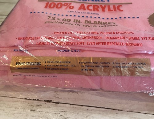 Summit ACRYLIC WOVEN BLANKET Twin/Full PINK, 72x90 New In Package - Picture 6 of 6
