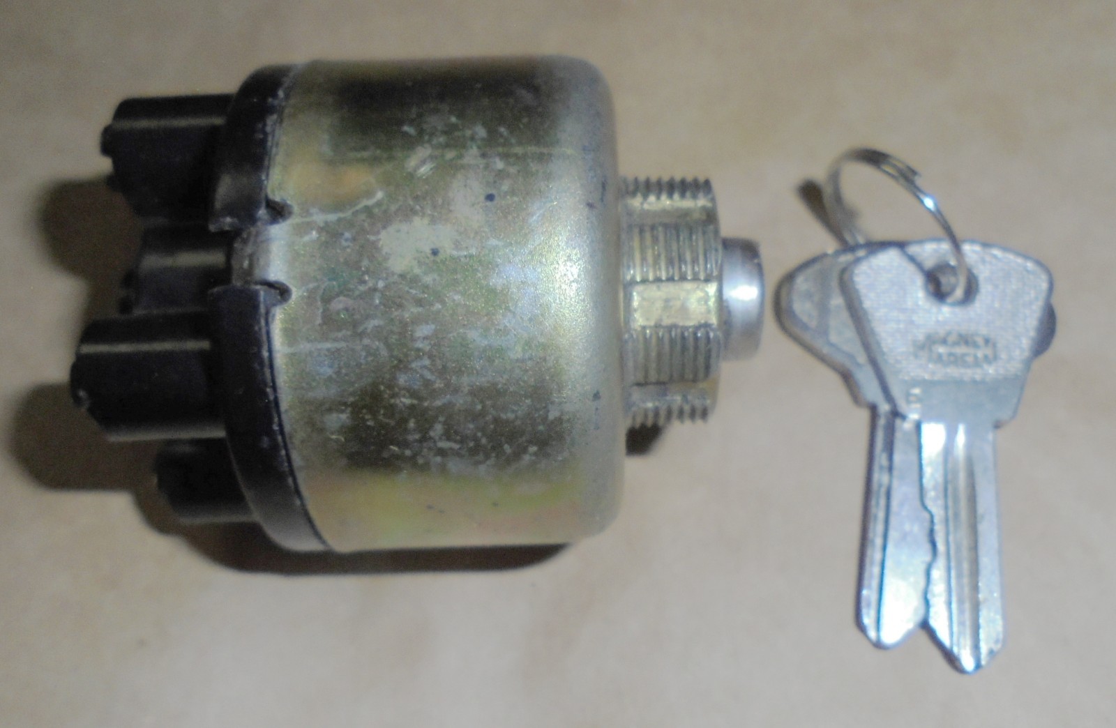 Vintage Magneti Marelli Ignition Switch, Guzzi, Fiat, Alfa, Ferrari, 2 keys