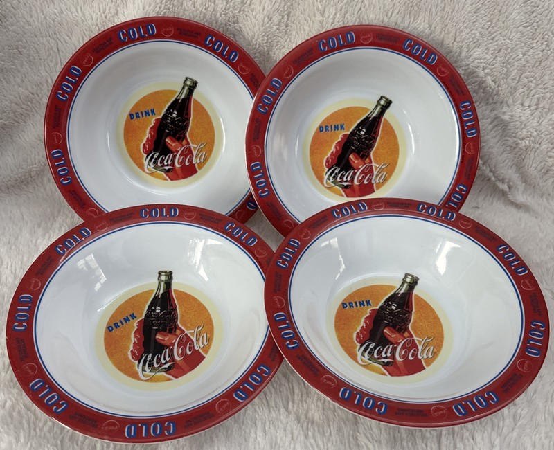 Vintage Gibson Drink Coca-Cola Cold Bowls Melamine Plastic Set Of 4