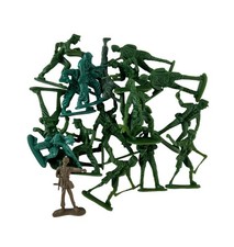 Vintage Plastic Green Tan Misc Toy Soldiers Army Men 19 Piece Mixed Lot
