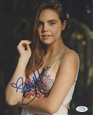 Bailee Madison Sexy Autographed Signed 8x10 Photo ACOA 2020-14