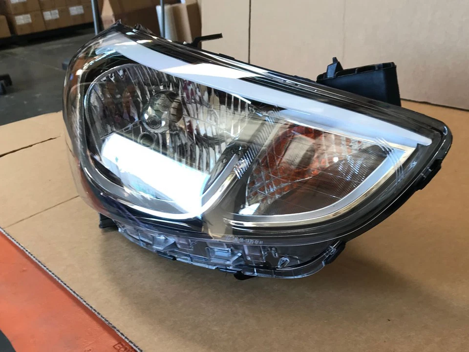Headlight Assembly for 2015 2016 2017 Hyundai Accent Passenger Right Halogen - Image 4 of 4