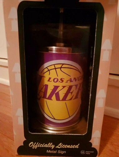 Los Ángeles/L.A. Lámpara de escritorio con letrero de metal de baloncesto de la NBA de los Lakers para hombre cueva, garaje - Imagen 1 de 10
