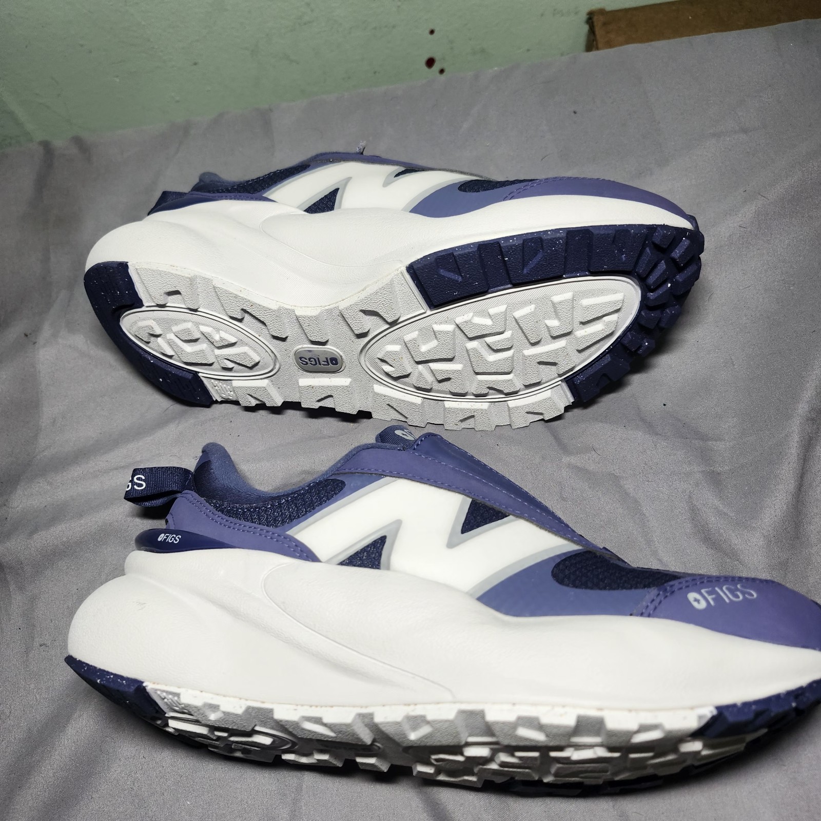 New Balance U3447ZBC Figs Special Edition Wayfarer Blue White Shoes Women 7 US thumbnail 15