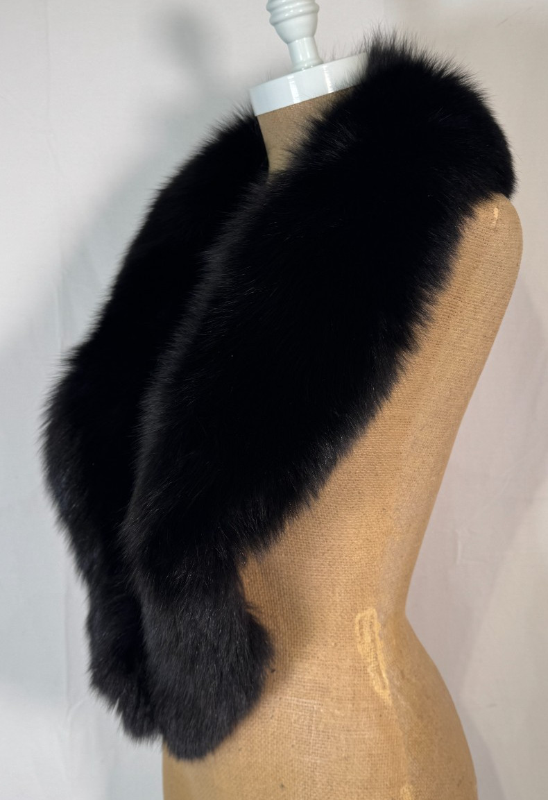 Vintage Genuine Black Genuine Luxury Fox Fur Collar Wrap Made in Canada