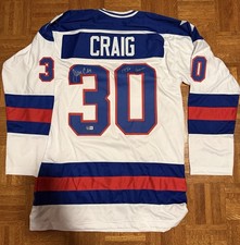 Jim Craig Autograph Team USA Miracle Jersey! Beckett Authentication! 1980 Gold