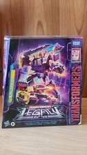Transformers Legacy Blitzwing Leader Class