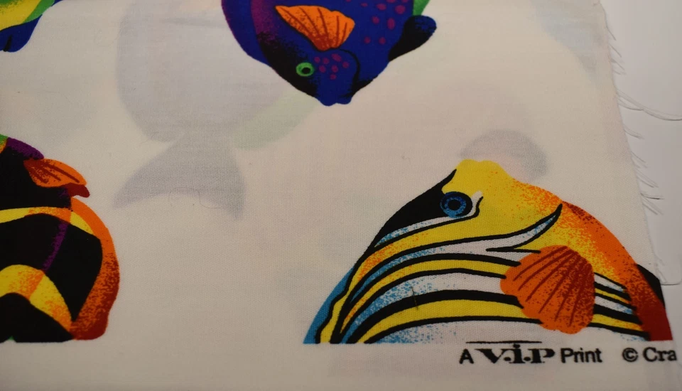 1/2 yard VIP CRANSTON 100% cotton BRIGHT TROPICAL FISH nemo GREEN ORANGE BLUE - Image 2 of 4