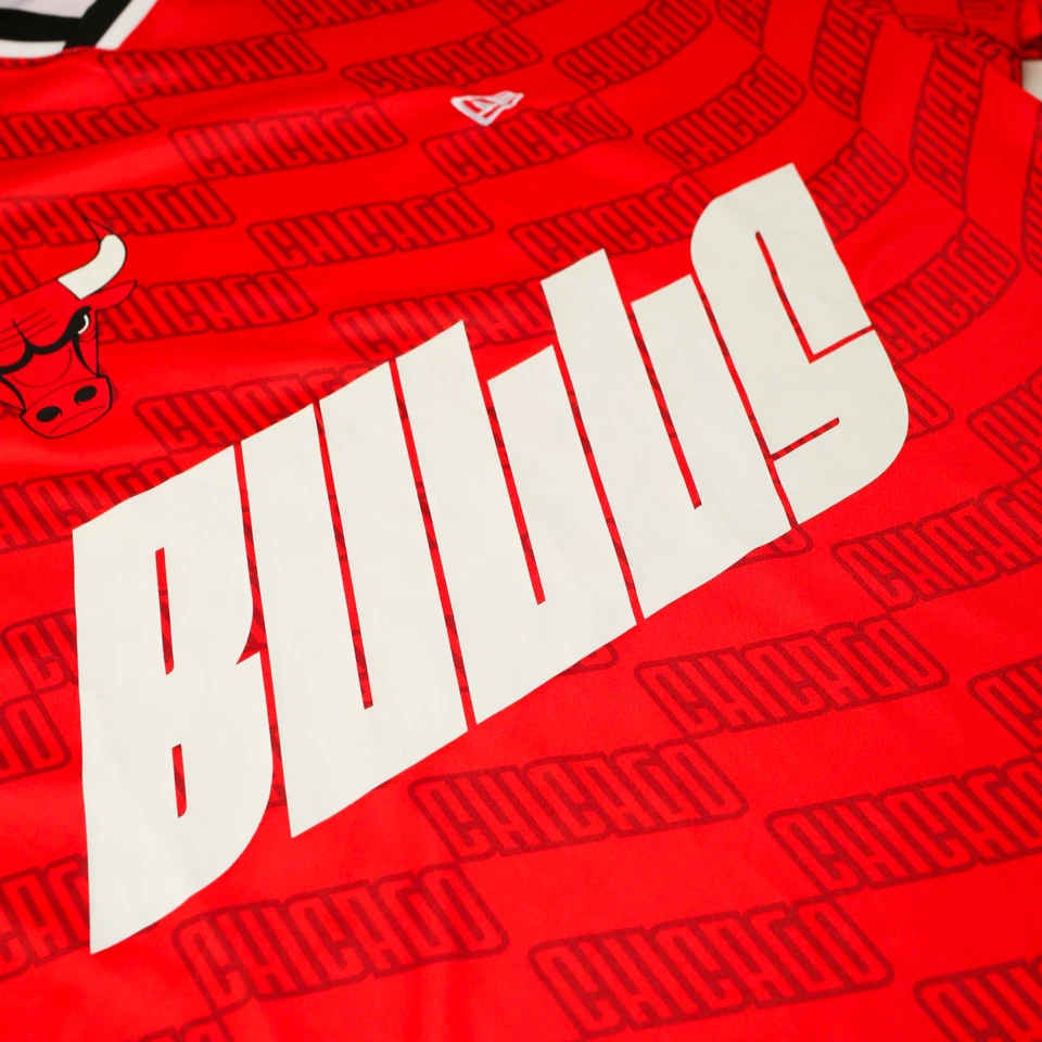 Camiseta de fútbol de los Chicago Bulls New Era NBA Foto 4 de 4