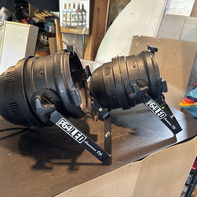 American DJ 64P LED Pro Light