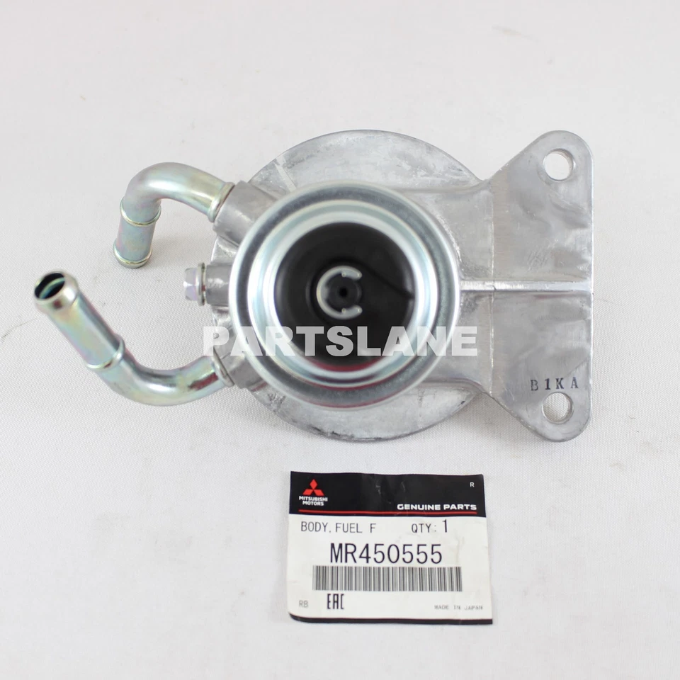 Cuerpo de filtro de combustible genuino Mitsubishi Montero Pajero OEM MR450555 Foto 2 de 2
