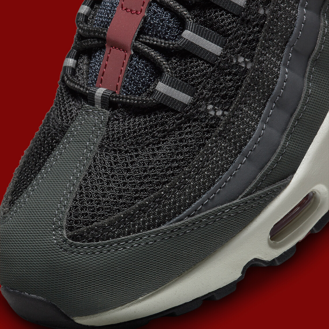 Nike Air Max 95 Essential Anthracite Black Team Red White Nike Air Max 95 Essential Anthracite Black Team Red White