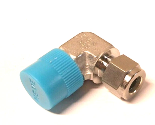 Male Elbow 3/8" Tube OD x 1/2" Male NPT 316 Stainless HSME ALM6-8N-SS - Image 4 of 4