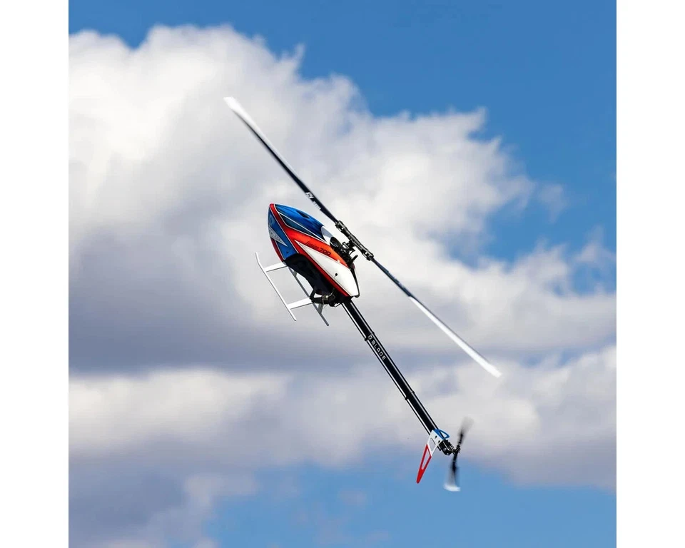 Blade Fusion 700 Kit w/Motor and Blades BLH13075 - Image 2 of 4