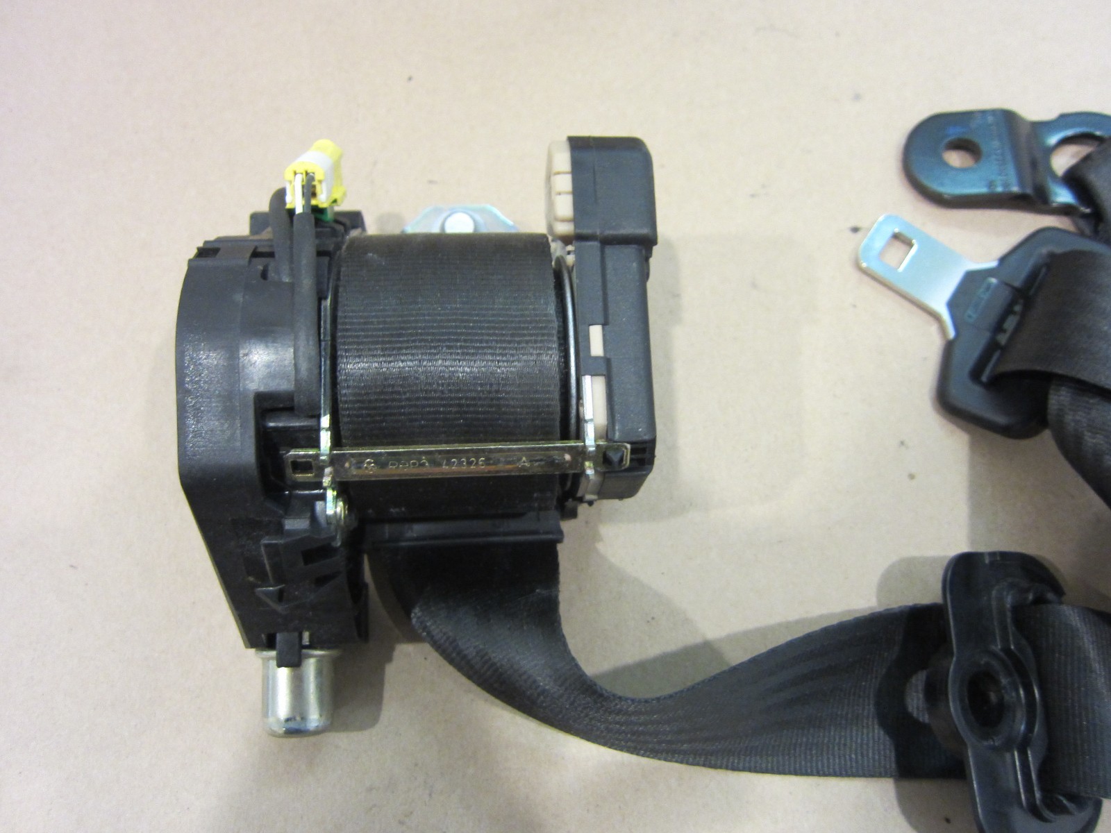 Maserati Quattroporte LH Front Seat Belt Roller Part# 63707100