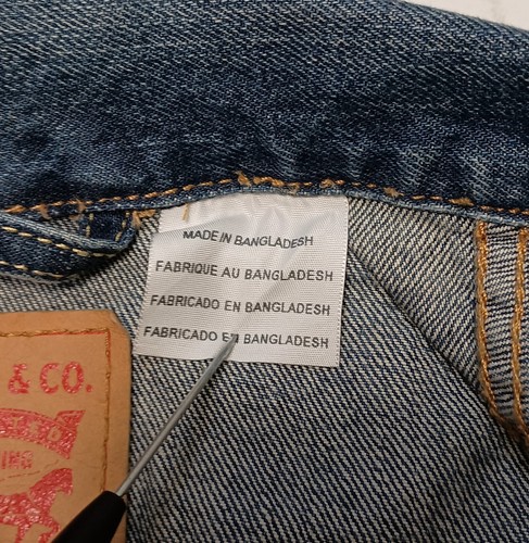 Levis Trucker Jean Jacket Mens Danica Faded Distressed Size S - Picture 12 of 13