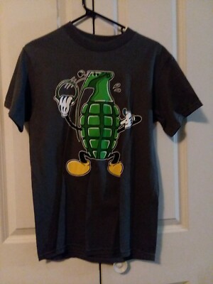 Grenade Brand Men s Small Grenade Dark Gray T-Shirt Size S 