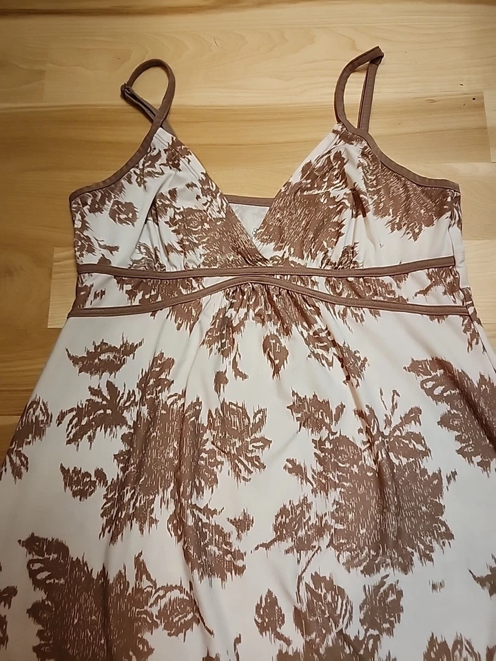 Gilligan O’Malley Cami Babydoll Noche Slip Marrón/Crema Floral Mediano Usado en Excelente Condición Foto 3 de 4