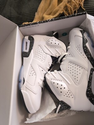 Air Jordan 6 Retro Reverse Oreo