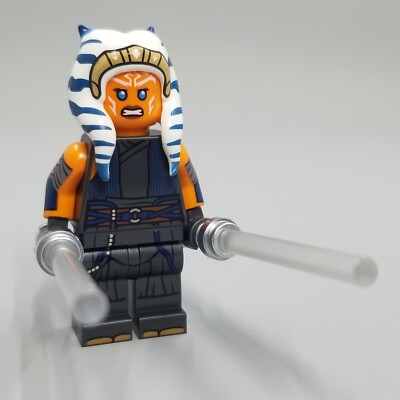 Lego Star Wars - Ahsoka Tano (Adult) Printed Arms 75362 - NEW