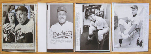 Lotto di 4 foto filo vintage 1966-1975 Walter Alston Los Angeles Dodgers - Foto 1 di 2