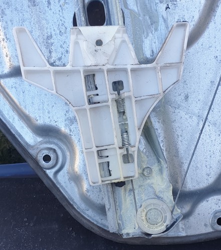 KIA CEED Mk1 ED 2010/11 ESTATE O/S REAR MANUAL WINDOW REGULATOR 83480-1H030 - Picture 13 of 23