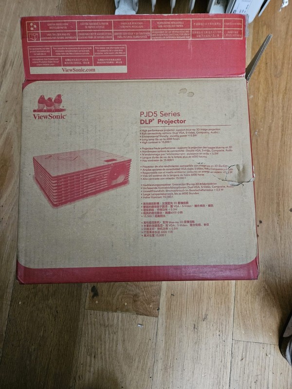 ViewSonic PJD5132 VGA Projector - 17 Lamp Hours (USED)