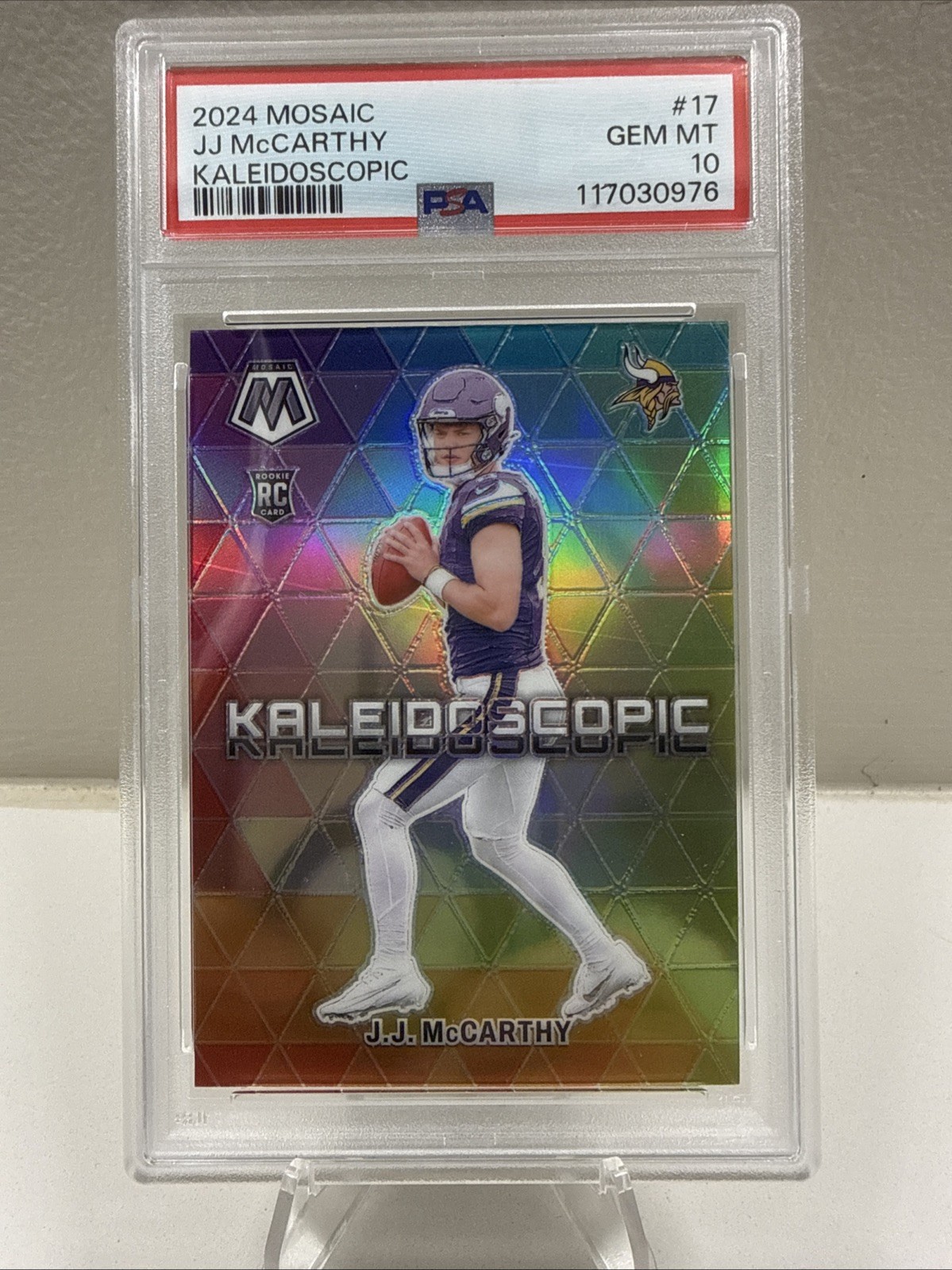JJ McCarthy Panini Mosaic Kaleidoscopic #17 Base