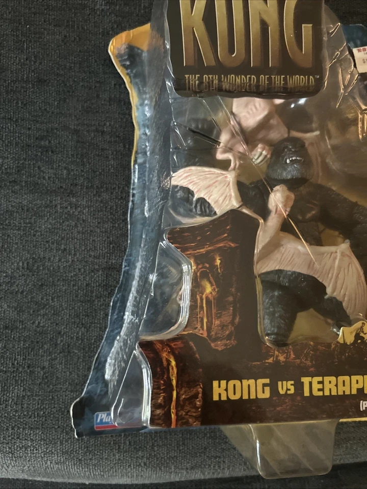 King Kong 8th Wonder KONG vs TERAPUSMORDAX PUNGENT-BATS Figure Set NEW In Box - Image 2 of 4