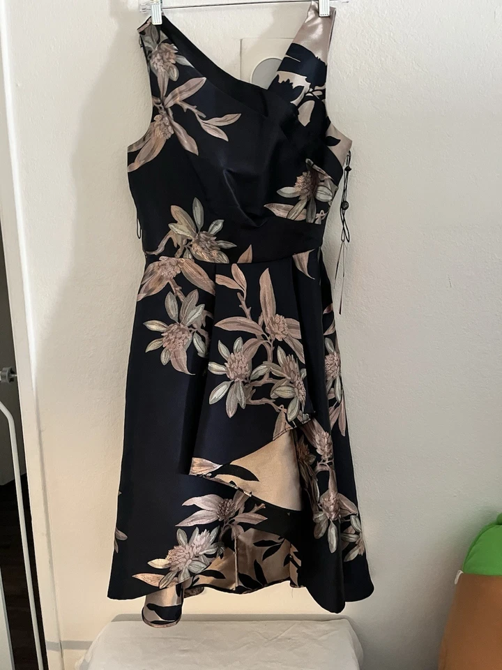 Adrianna Papell Women's Short Jacquard Dress size 10 - Image 2 of 3