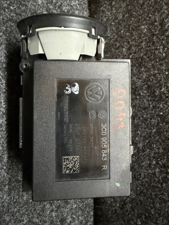 3C0905843R - Interruptor de encendido Volkswagen CC Foto 2 de 3