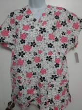 NWT Cherokee Women's Scrub Top Small, Seems Like A Medium To Me See measurement