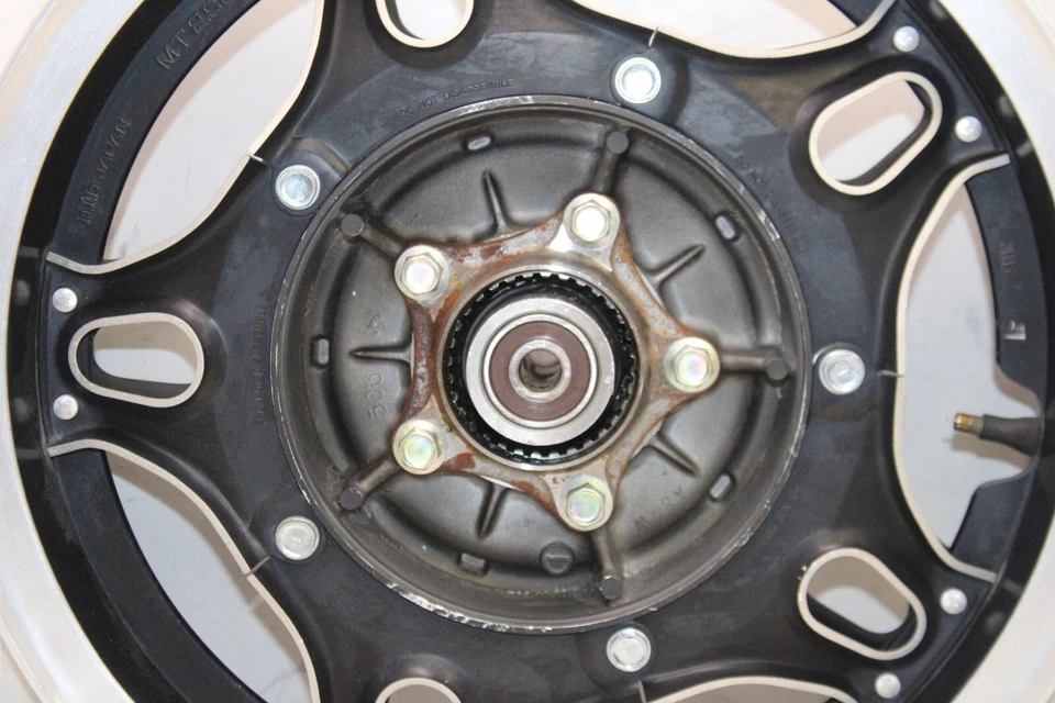 Llanta trasera 79-82 HONDA CX500C OEM Foto 2 de 4