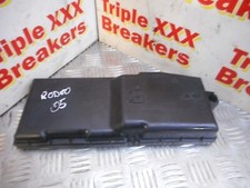 BFD003522 2005 ISUZU RODEO DENVER 3.0 FUSE BOX COVER