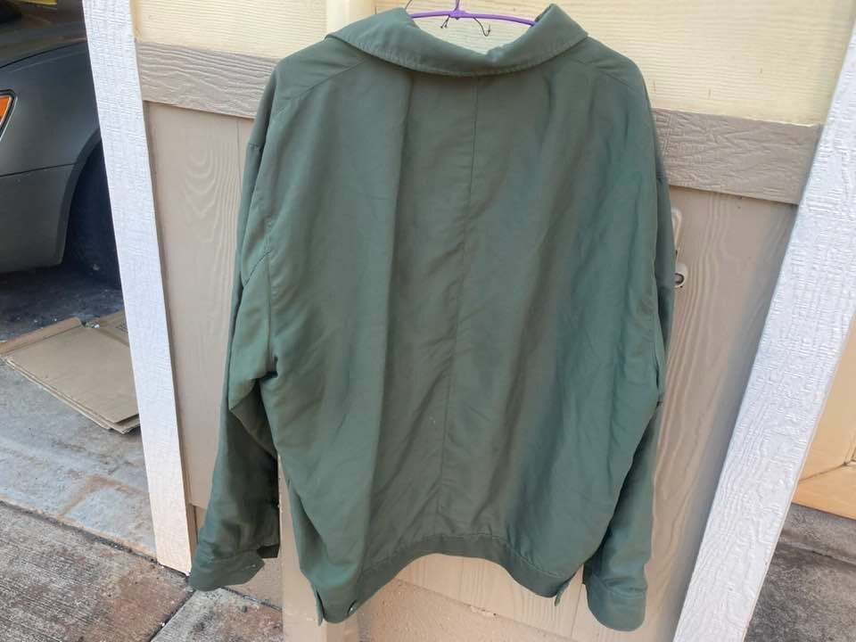 Picture 4 of 12