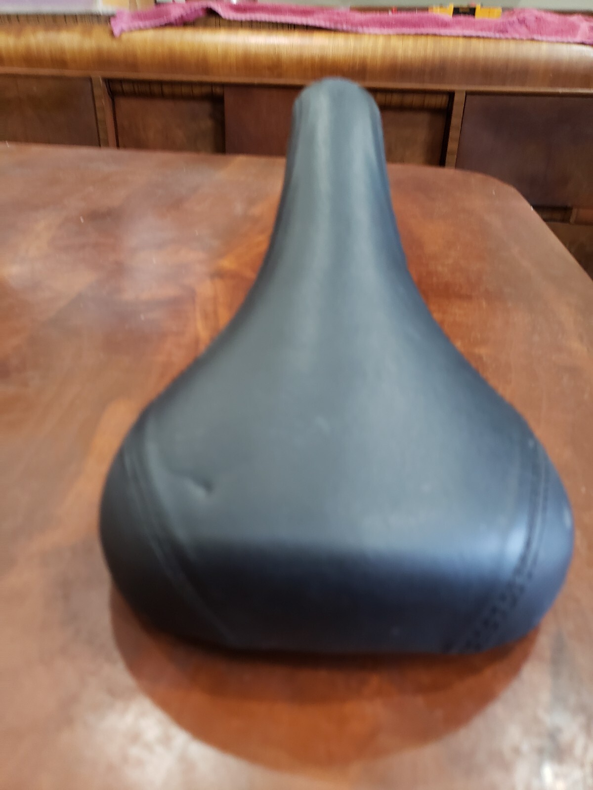 Vintage ShoWell vXv Mongoose Bicycle Seat Black 11" padded leather