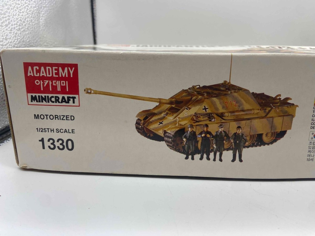 未組み立て ミニクラフト アカデミー 1/25 jagdpanther v