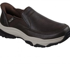 Skechers Men's Hands Free Swift Fit Sneaker Izaiah US Size 9 Brown