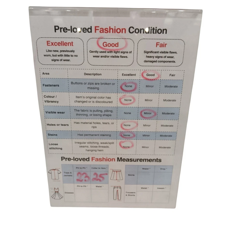 Camiseta A Vintage Authenticated S. Ferragamo Estampado Botánico Talla Única - Preciosa Foto 2 de 4