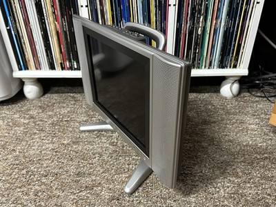 Sharp Aquos LC-13B6U-S 13” LCD Color TV Television w/ Remotes