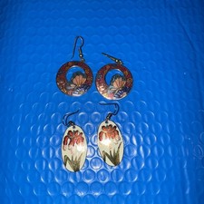 2 Pairs Of Dangle Earrings Floral Butterfly Design
